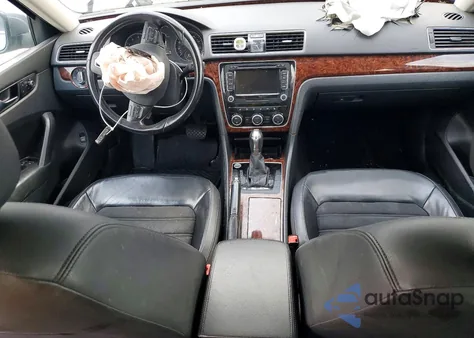 2012 Volkswagen Passat Sel z USA, uszkodzony, nr VIN 1VWCM7A3XCC066428